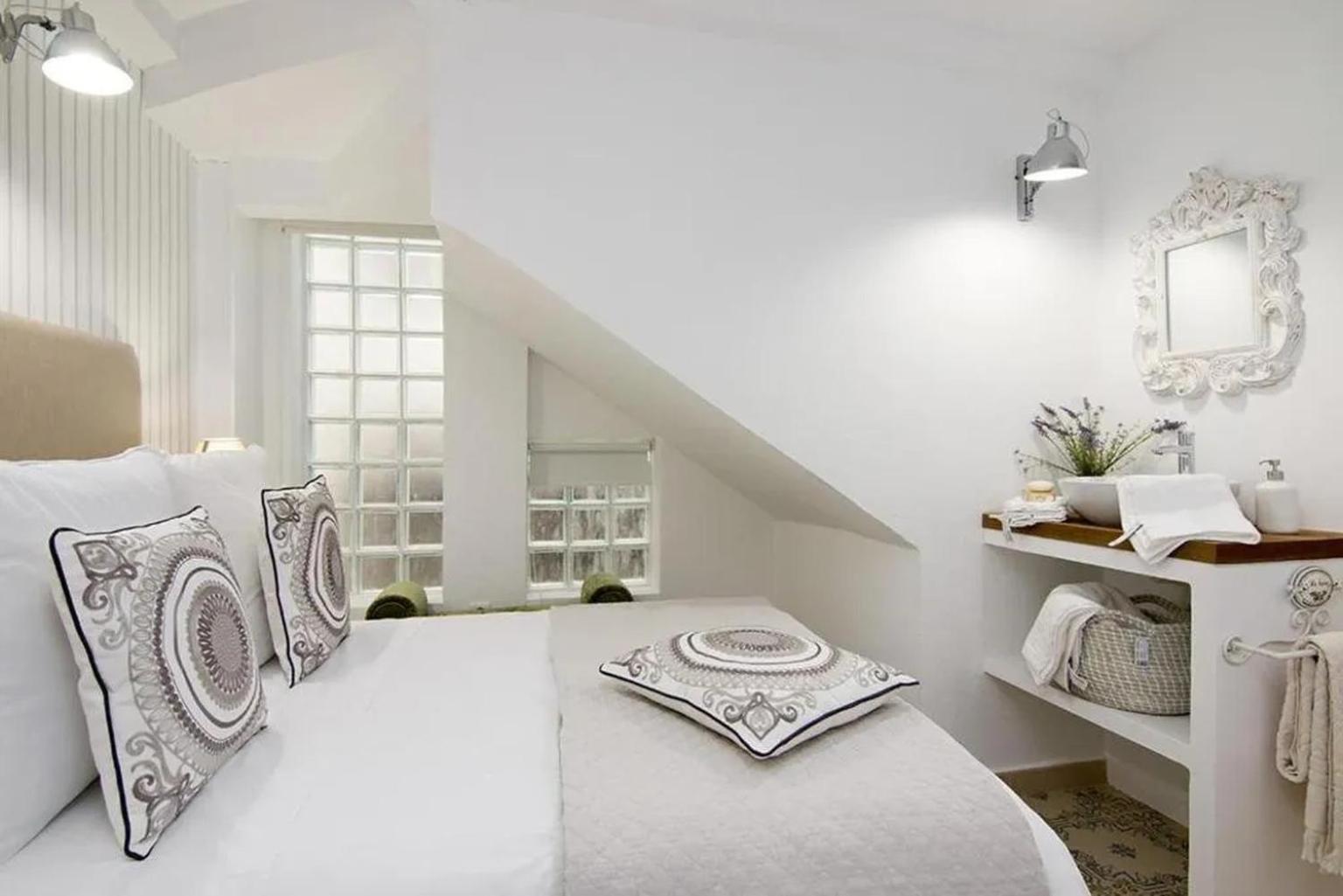 Apartamentos La Tona Puerta Elvira Centro Ciudad กรานาดา ภายนอก รูปภาพ